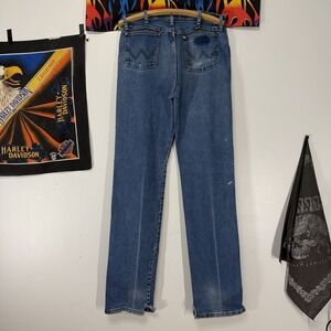 Wrangler Cowboy Cut Jeans 32x38 Blue Denim Distressed Western Workwear